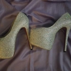 Sliver crystal platform heels